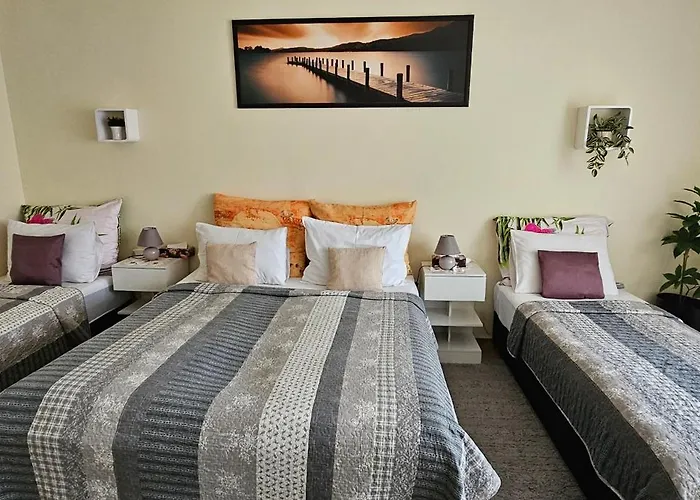 Anna Gyoengye Apartman Debrecen