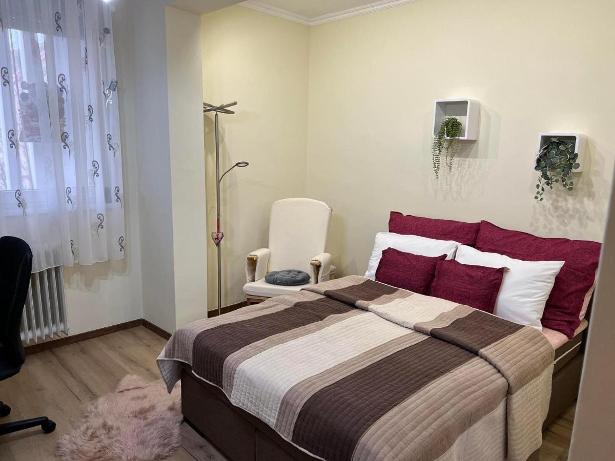 Anna Gyoengye Apartmán Debrecín